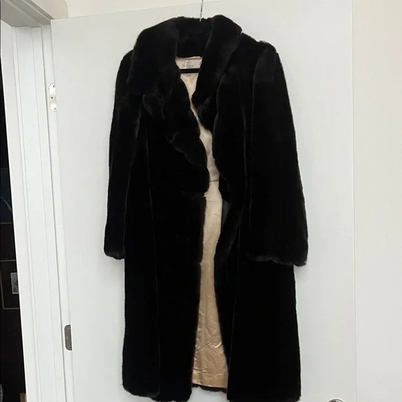 Vintage, Mid-length Mink - Picture 3 of 16